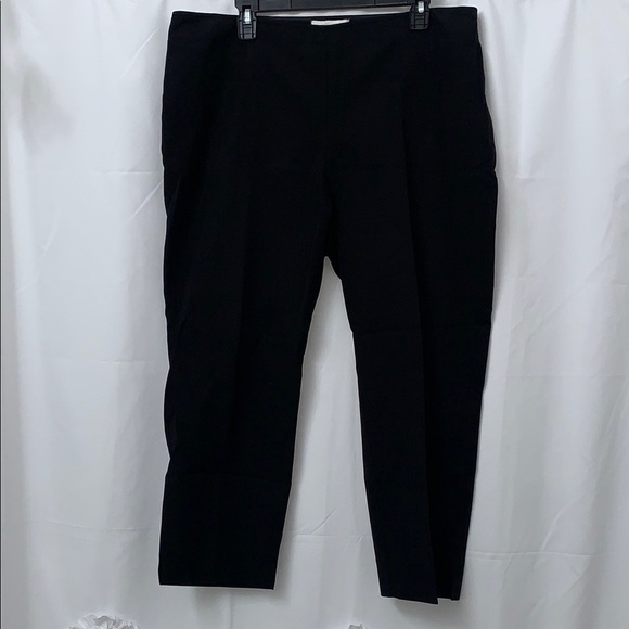 Women’s Chico's Black Pull On Cropped Pants Size 3 = XL/16 EUC - Picture 2 of 6